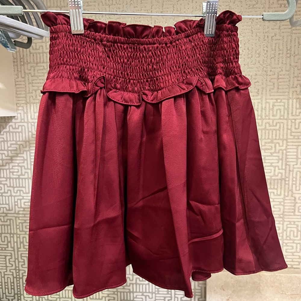NWT Maroon/wine elastic satin skirt with built in shorts -never worn size Small